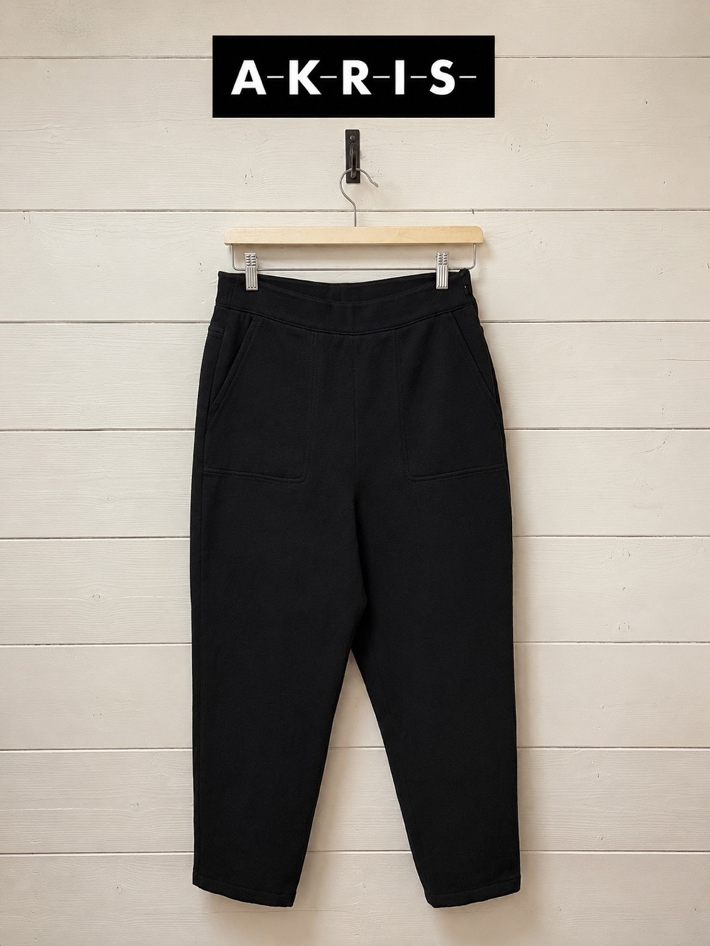 Akris Cotton Tapered Pants – Black – US 6 / FR 38